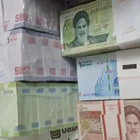 اسکناس کلکسیونی و نو. پول نو. جهت مراسم.|کلکسیون سکه، تمبر، اسکناس|پاکدشت, پاکدشت (مامازند)|دیوار