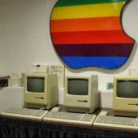 فروش،خریدار اپل مکینتاش قدیمی