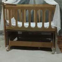تخت خواب بچه