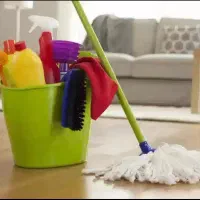 خانم نظافتچی