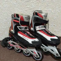 کفش اسکیت سایز ۳۵ تا۳۸ قابل تنظیم|دوچرخه، اسکیت، اسکوتر|بندر انزلی, شهرک 29 فروردین نیروی دریایی|دیوار