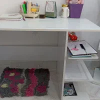 میز تحریر،همراه با سه طبقه کتابخانه +میزتحریرتاشو