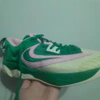 کفش بسکتبال و والیبال نو|کیف، کفش، کمربند|کرج, احدآباد|دیوار