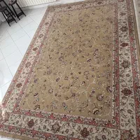 دو عدد فرش شیش متری در حد نو