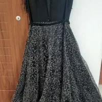 لباس مجلسی مشکی با گل های نقره ای