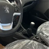 پژو ۲۰۷ پاناروما سقف شیشه ای مدل ۴۰۴ ارتقا یافته|خودرو سواری و وانت|مشهد, آزادشهر|دیوار