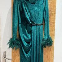 چند عدد لباس مجلسی کاملا نو