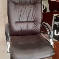 فروش صندلی اداری چرم چرخان