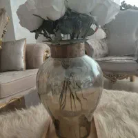 گل وگلدان