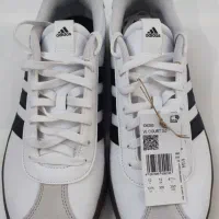 کتونی آدیداس|کیف، کفش، کمربند|رشت, کوی مهر|دیوار