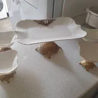 سرویس پذیرایی کاملا نو فقط جهت دکور در ویترین بوده