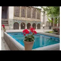 حیاط-راسته-کوچه