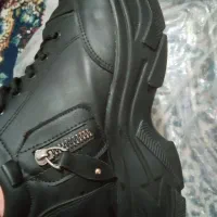 نیم بوت|کیف، کفش، کمربند|زرند, |دیوار