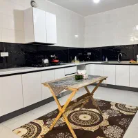 اجاره روزانه ویلای مدرن با وانجکوزی قلات گویم|اجارهٔ کوتاهمدت ویلا و باغ|شیراز, قلات|دیوار