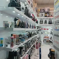 ویترینMDF با زیر شاسی آهن (فروش فوری) زیر قیمت|فروشگاه و مغازه|تهران, امین حضور|دیوار