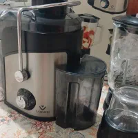 آبمیوه گیری ووگاتی