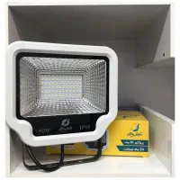 پروژکتور های ۵۰ و۱۰۰ وات آریون و آریاس