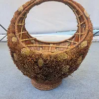 سبد حصیری زیبای تزئینی|صنایع دستی و سایر لوازم تزئینی|اصفهان, ناژوان|دیوار