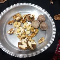 گردو چرب خوشمزە