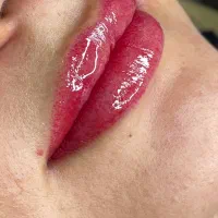 نیازمند مدل ابرو،لب،ریمووتک جلسه ای .