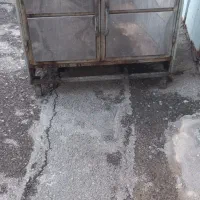 یک عدد فر گاز با یخچال ایستاده