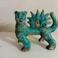 مجسمه قدیمی