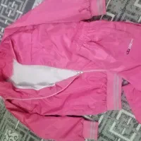 لباس ورزشی دخترانه بسیار نو و تمیز
