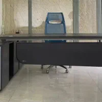 میز مدیریت شرکت گریت مدل وارک رنگ طوسی