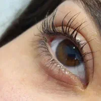 کاشت و لیفت مژه