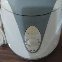 یک عدد سرخ کن و ساندویچ ساز