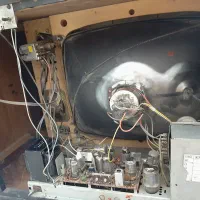 تلویزیون قدیمی|تلویزیون و پروژکتور|ارومیه, |دیوار