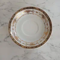 ۱۲ عدد نعلبکی