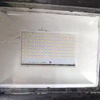 پرژکتور100وات