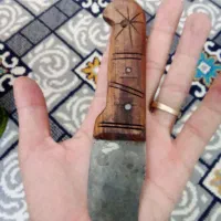 یک چاقو فروشی