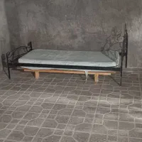 تخت یکنفره