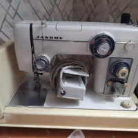 چرخ خیاطی ژانومه ۸۰۱ با تمام ژتونهاش