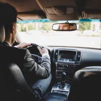 نیازمند راننده