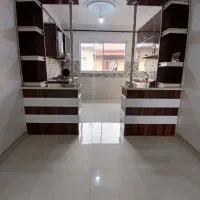 ۶۰ متری یک خواب طبقه بالا حمیدیان خیابان ایران