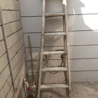 نردبان چوبی دو طرفه