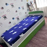 تخت یک‌نفره