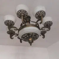 ۲عدد لوستر ۸شاخه