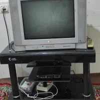 تلوزیون همراه زیر میزودی وی دی وگیرنده دیجیتال