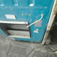 یک عدد کولر آبی 2000سالم ویک عدد قاب 3500در حد نو