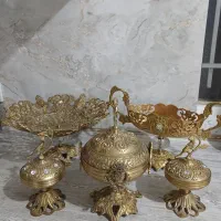 تعدادی ظرف برنجی نو