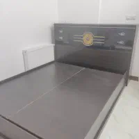 تخت خواب در حد نو|تخت و سرویس خواب|قم, باغ کرباسی|دیوار