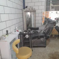 وسایل سالن به فروش میروند