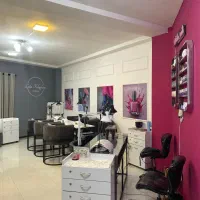 واگذاری سالن زیبایی همراه با پرسنل در بهترین جا|خدمات آرایشگری و زیبایی|رشت, معلم|دیوار