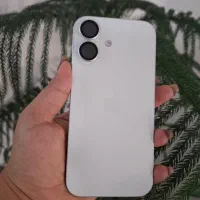 ایفون ۱۶ نرمال