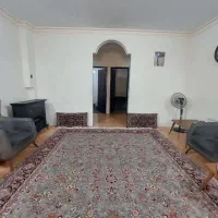 هال و آشپزخانه بزرگ طبقه یک دوخواب