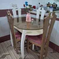 میز ناهارخوری چهار نفره شیشهای و سالم|میز و صندلی غذاخوری|مشهد, رسالت|دیوار